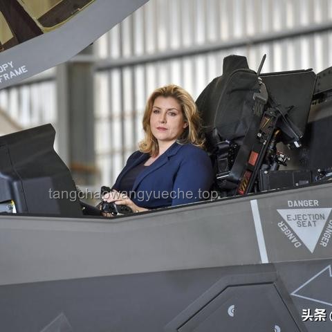 F35险被击落：美国军事优势遭遇挑战，恐慌情绪悄然蔓延